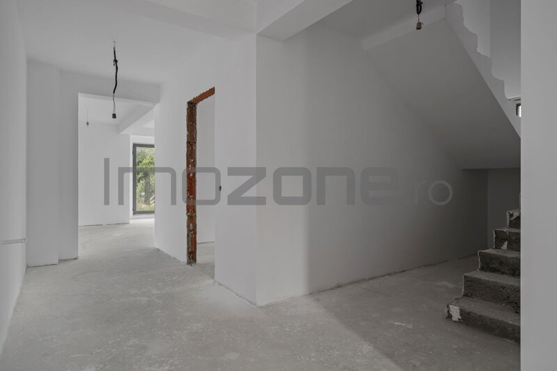 Buftea, Str. Horia, langa lac, duplex p+m, 195 mp utili