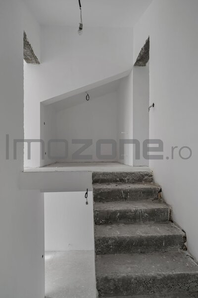 Buftea, Str. Horia, langa lac, duplex p+m, 195 mp utili