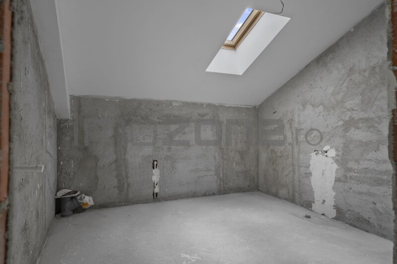 Buftea, Str. Horia, langa lac, duplex p+m, 195 mp utili