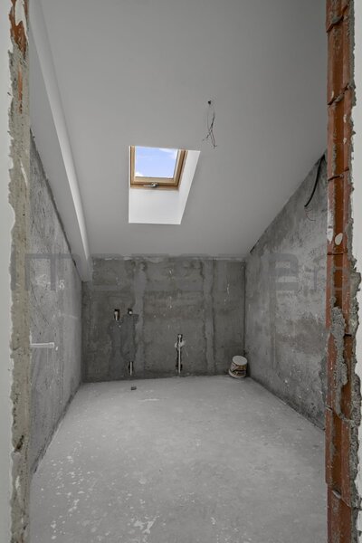 Buftea, Str. Horia, langa lac, duplex p+m, 195 mp utili